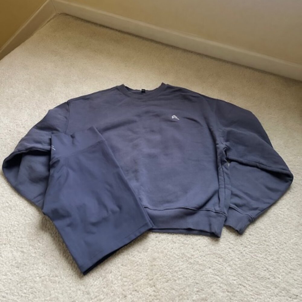 Oner All Day Lightweight Sweatshirt (Size L) + Timeless Shorts (Size L)